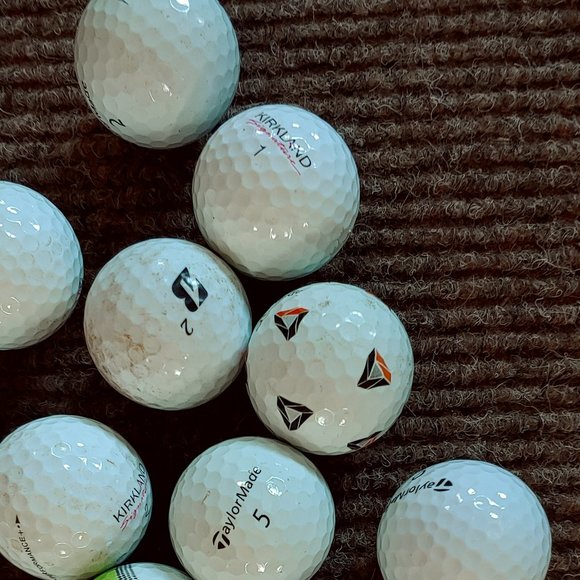 24 Used Golf Balls - Picture 3 of 7